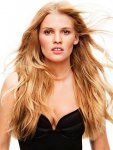lara-stone-seyrek-disli-unller.jpg